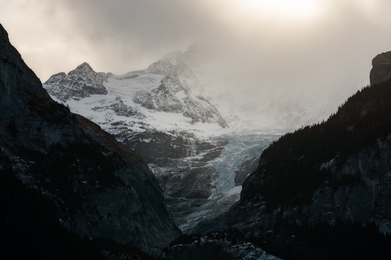 Moody mountain scene, Grindelwald glacier is present.